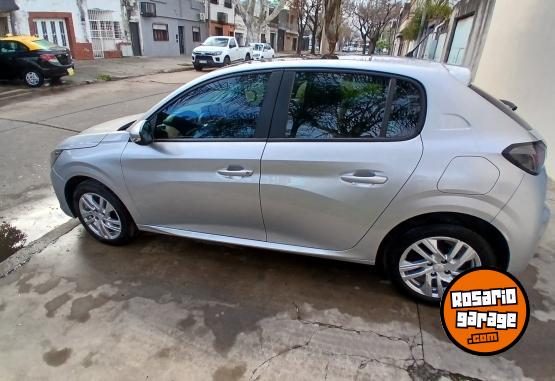 Autos - Peugeot 208 active tiptronic 2021 Nafta 117000Km - En Venta