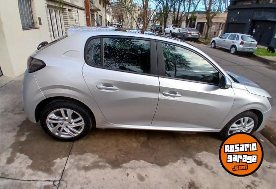 Autos - Peugeot 208 active tiptronic 2021 Nafta 117000Km - En Venta