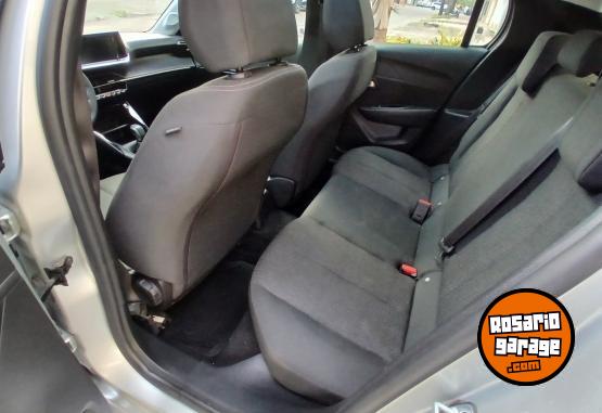 Autos - Peugeot 208 active tiptronic 2021 Nafta 117000Km - En Venta