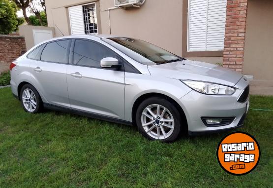Autos - Ford Focus 1.6 S 2016 Nafta 82000Km - En Venta