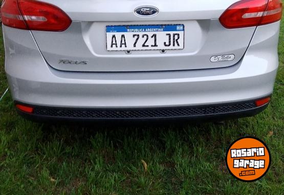 Autos - Ford Focus 1.6 S 2016 Nafta 82000Km - En Venta