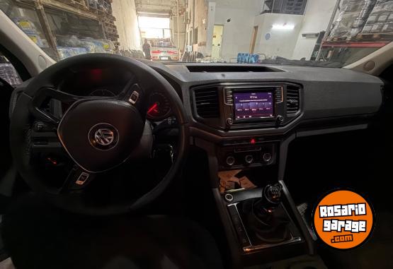 Camionetas - Volkswagen Amarok dc 2.0 comfort 4x2 2021 Diesel 180000Km - En Venta