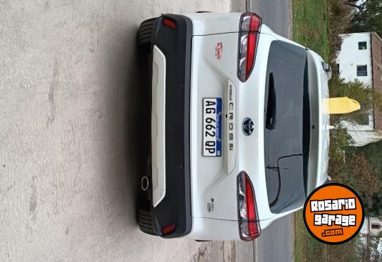 Autos - Toyota COROLLA CROSS SEG HIV 2024 Nafta 27000Km - En Venta