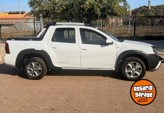 Camionetas - Renault DUSTER OROCH OUTSIDER PLU 2017 GNC - En Venta