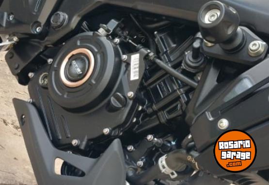 Motos - Bajaj Dominar d400 2024 Nafta 6300Km - En Venta