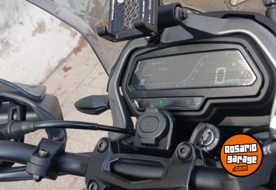 Motos - Bajaj Dominar d400 2024 Nafta 6300Km - En Venta