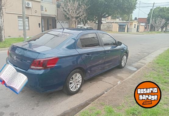 Autos - Peugeot 301 2017 Nafta 171000Km - En Venta