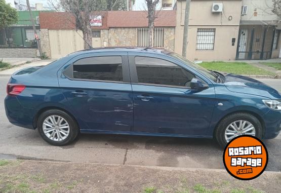 Autos - Peugeot 301 2017 Nafta 171000Km - En Venta