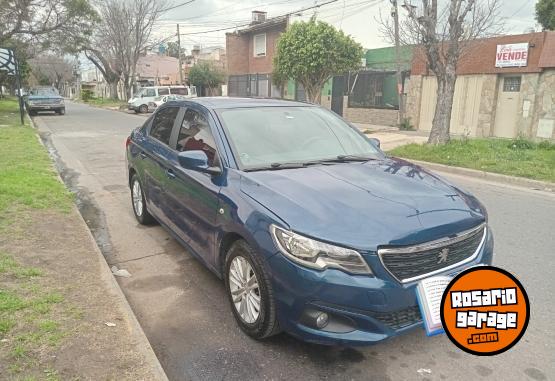 Autos - Peugeot 301 2017 Nafta 171000Km - En Venta