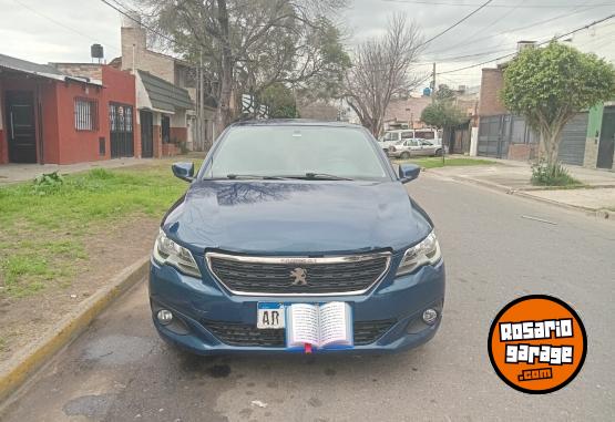 Autos - Peugeot 301 2017 Nafta 171000Km - En Venta