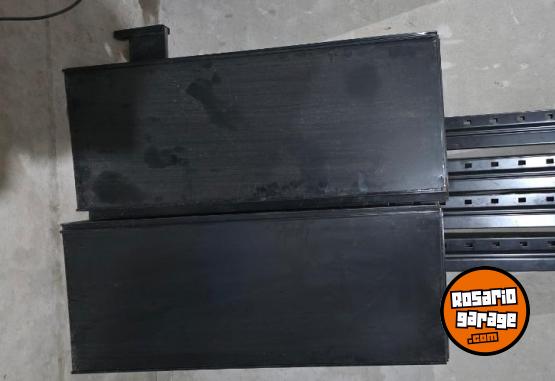 Herramientas - GONDOLA PARA NEGOCIO DESARMADO COLOR NEGRO - En Venta