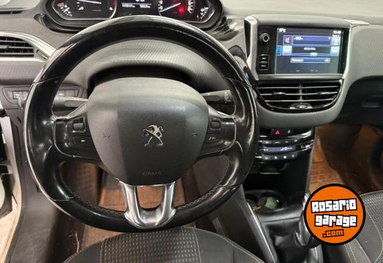 Autos - Peugeot 208 Allure Pack 2016 Diesel 172000Km - En Venta