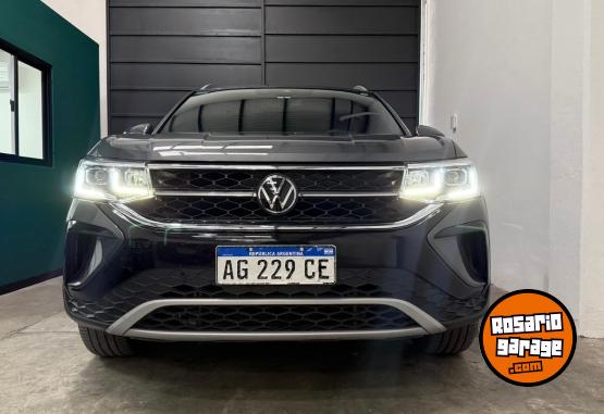 Autos - Volkswagen Taos Highline 2023 Nafta 33000Km - En Venta