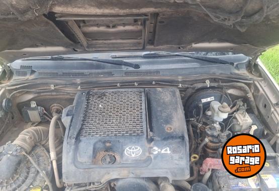Camionetas - Toyota Hilux 4x4 2009 Diesel 400000Km - En Venta