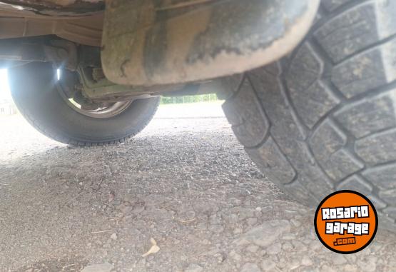 Camionetas - Toyota Hilux 4x4 2009 Diesel 400000Km - En Venta