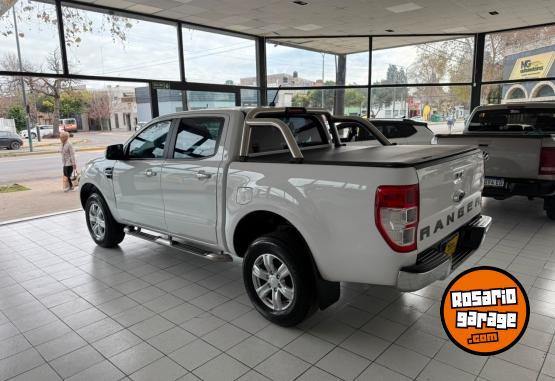 Camionetas - Ford Ranger XLT 2023 Nafta 42000Km - En Venta