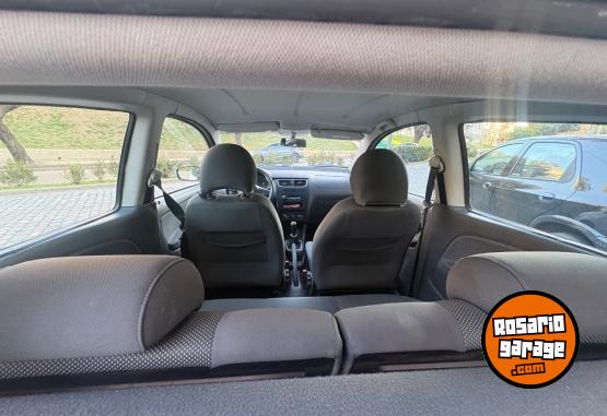 Autos - Volkswagen Fox 1.6 2010 Nafta 144000Km - En Venta