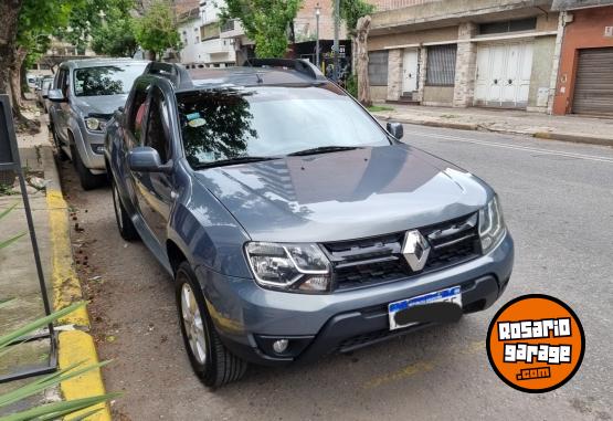 Camionetas - Renault Duster Oroch 2016 GNC 150000Km - En Venta