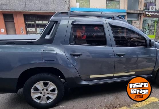 Camionetas - Renault Duster Oroch 2016 GNC 150000Km - En Venta