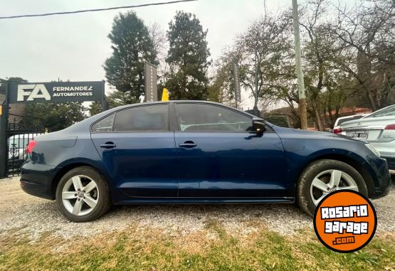 Autos - Volkswagen VENTO 2.5 4PTAS 2012 Nafta  - En Venta