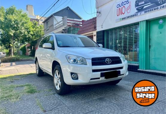 Camionetas - Toyota 2011 2011 Nafta 250000Km - En Venta