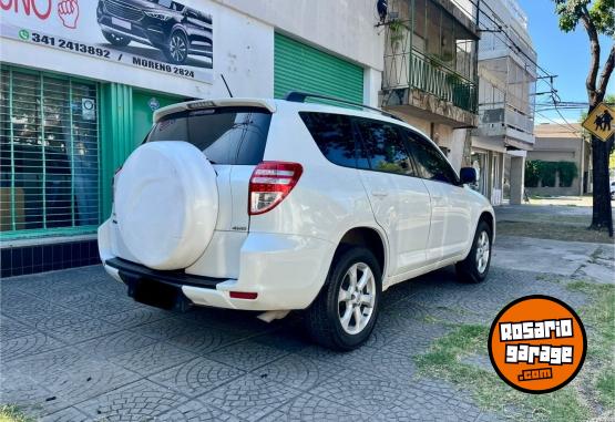 Camionetas - Toyota 2011 2011 Nafta 250000Km - En Venta