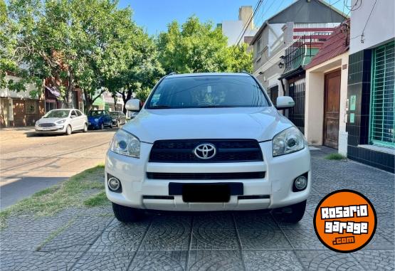 Camionetas - Toyota 2011 2011 Nafta 250000Km - En Venta