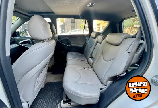 Camionetas - Toyota 2011 2011 Nafta 250000Km - En Venta