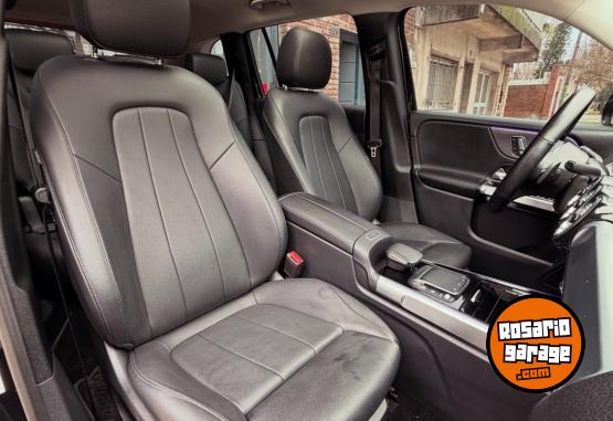 Camionetas - Mercedes Benz GLB 250 4Matic 2023 Nafta 90000Km - En Venta