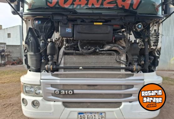 Camiones y Gr�as - Scania G310. Mod. 2017 con carrocer�a Gross - En Venta