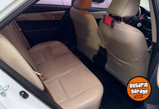 Autos - Toyota COROLLA SE-G AT 2017 Nafta 130000Km - En Venta