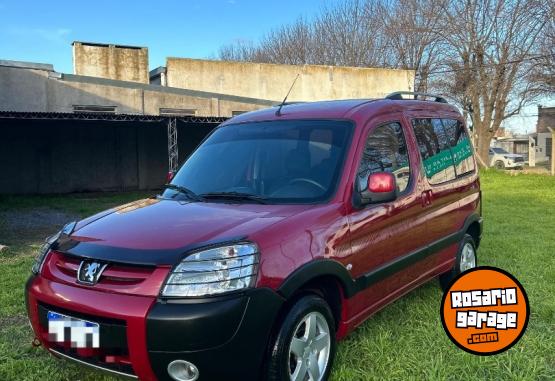 Utilitarios - Peugeot Partner patagonica 2017 Diesel 116000Km - En Venta