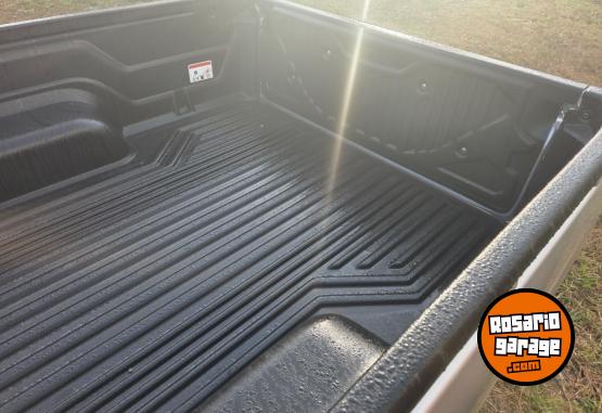 Accesorios para Autos - CAJA CARGA TOYOTA HILUX - En Venta