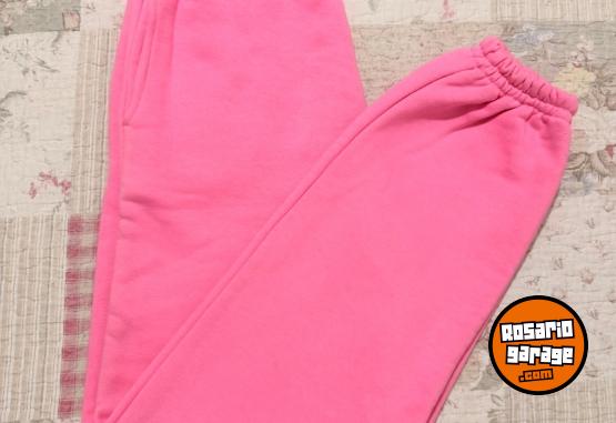 Indumentaria - Jogger rosa talle 40 (sería talle 3 o L) - En Venta