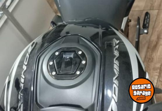 Motos - Bajaj Dominar 250 2023 Nafta 14300Km - En Venta