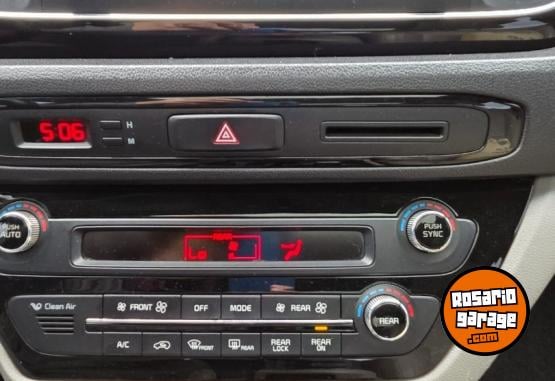 Camionetas - Kia Carnival 2019 Diesel - En Venta