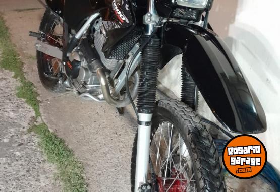 Motos - Honda Tornado 2013 Nafta 19500Km - En Venta