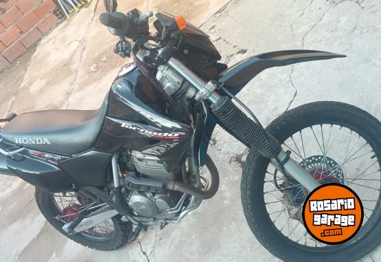 Motos - Honda Tornado 2013 Nafta 19500Km - En Venta