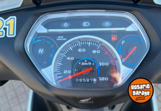 Motos - Honda Wave 2025 Nafta 8500Km - En Venta