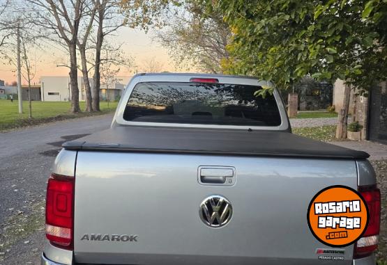 Camionetas - Volkswagen AMAROK V6 HIGLINE 4X4 2023 Diesel 13000Km - En Venta