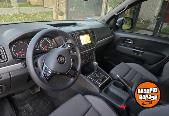 Camionetas - Volkswagen AMAROK V6 HIGLINE 4X4 2023 Diesel 13000Km - En Venta