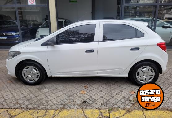 Autos - Chevrolet Onix 1.4 Joy Plus 2017 Nafta 84000Km - En Venta