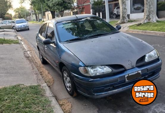 Autos - Renault Megane 1999 Diesel 300000Km - En Venta