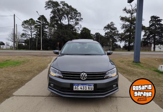 Autos - Volkswagen Vento Confortline 1.4 TSI 2018 Nafta 151000Km - En Venta