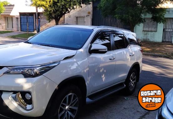 Camionetas - Toyota SW4 2017 Diesel 70000Km - En Venta