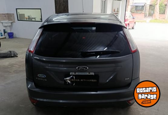 Autos - Ford FOCUS 2.0 TREND 5 PTAS 2010 Nafta 219000Km - En Venta