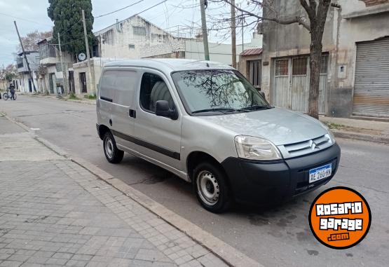 Utilitarios - Citroen Berlingo 2020 Diesel 200000Km - En Venta