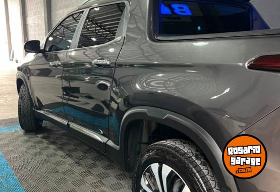 Camionetas - Fiat TORO 2025 Diesel 40000Km - En Venta