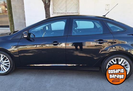 Autos - Ford Focus 3 2016 Nafta 123000Km - En Venta