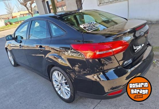 Autos - Ford Focus 3 2016 Nafta 123000Km - En Venta